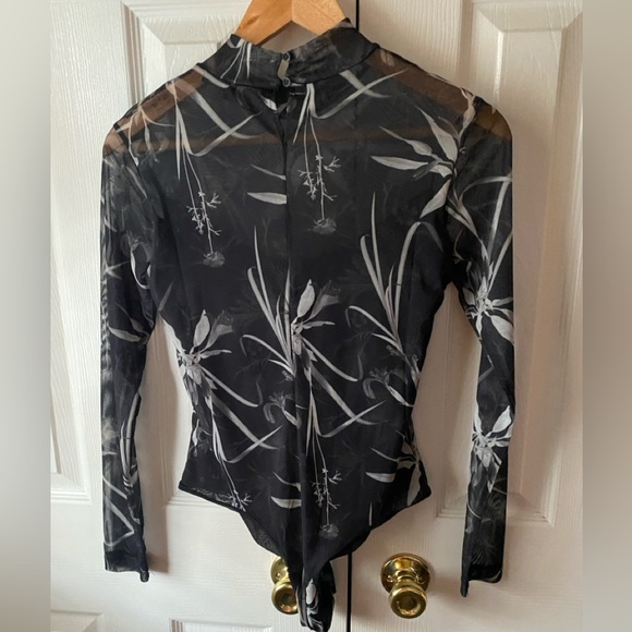 ALLSAINTS Rutland Elia Black Floral Mesh Long Sleeve Mock Neck Bodysuit SZ 2 - Picture 4 of 12